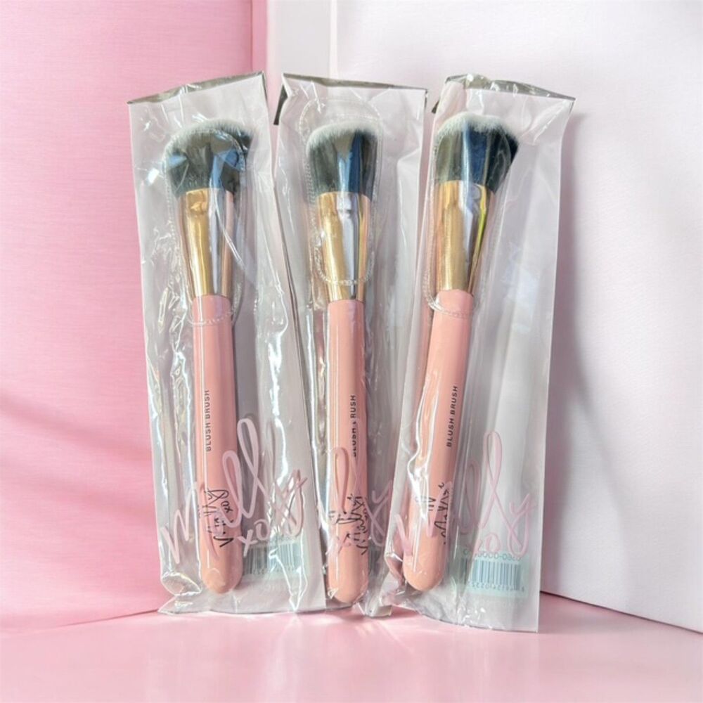 Lot 3-Mally XO Pink Blush Brush - Brand New in Bag 7.5”